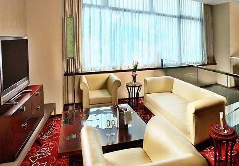 Renaissance Shanghai Zhongshan Park Hotel Chambre photo